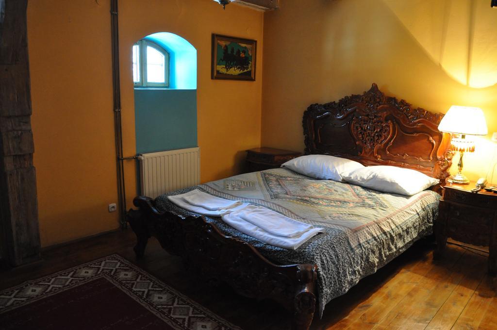 Ostoya Inn & Granary Jasionka ภายนอก รูปภาพ