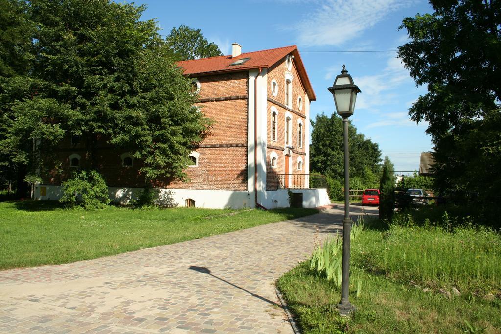 Ostoya Inn & Granary Jasionka ภายนอก รูปภาพ